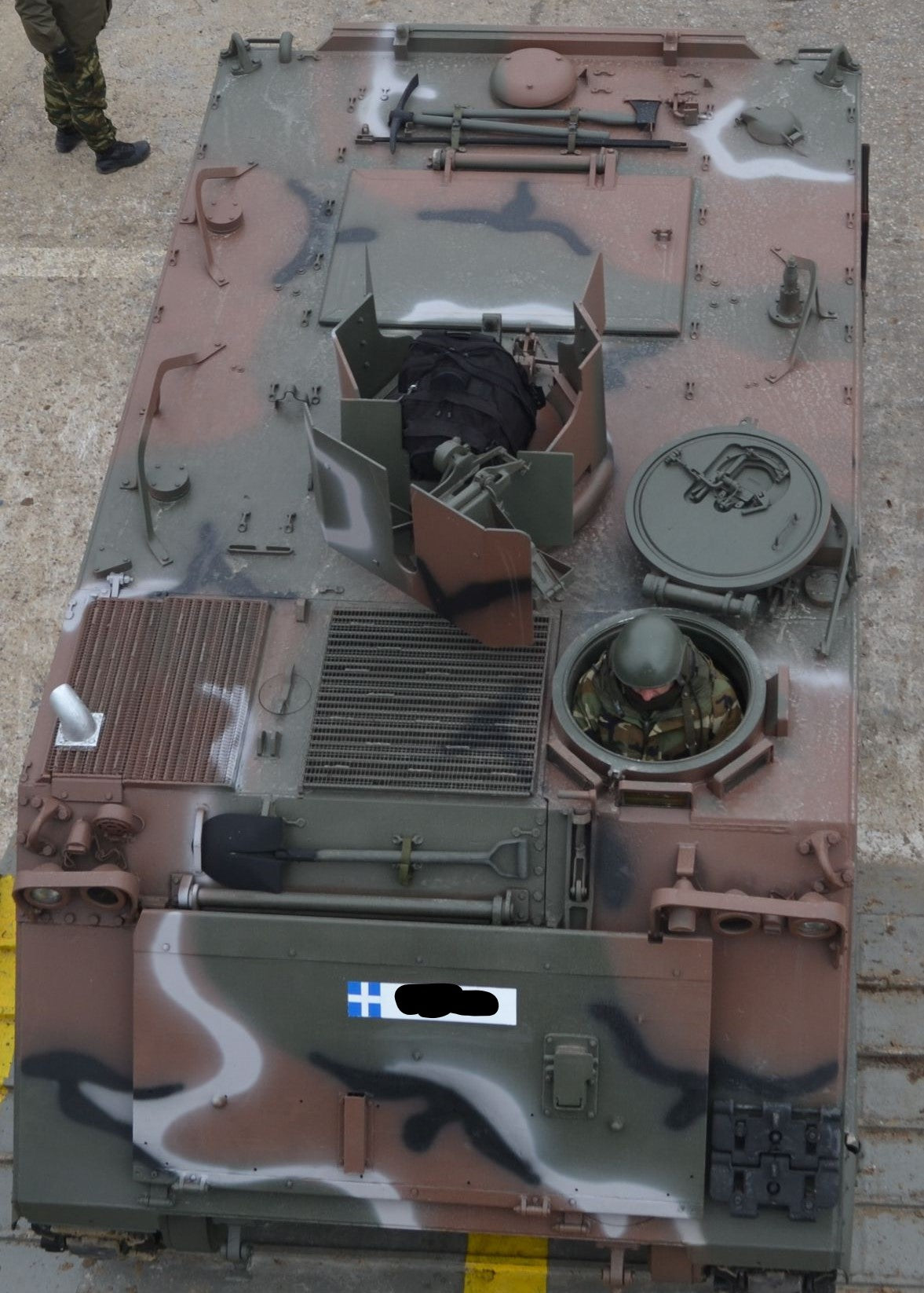 MC-35-481 - Trappe de conducteur M113 Version 1