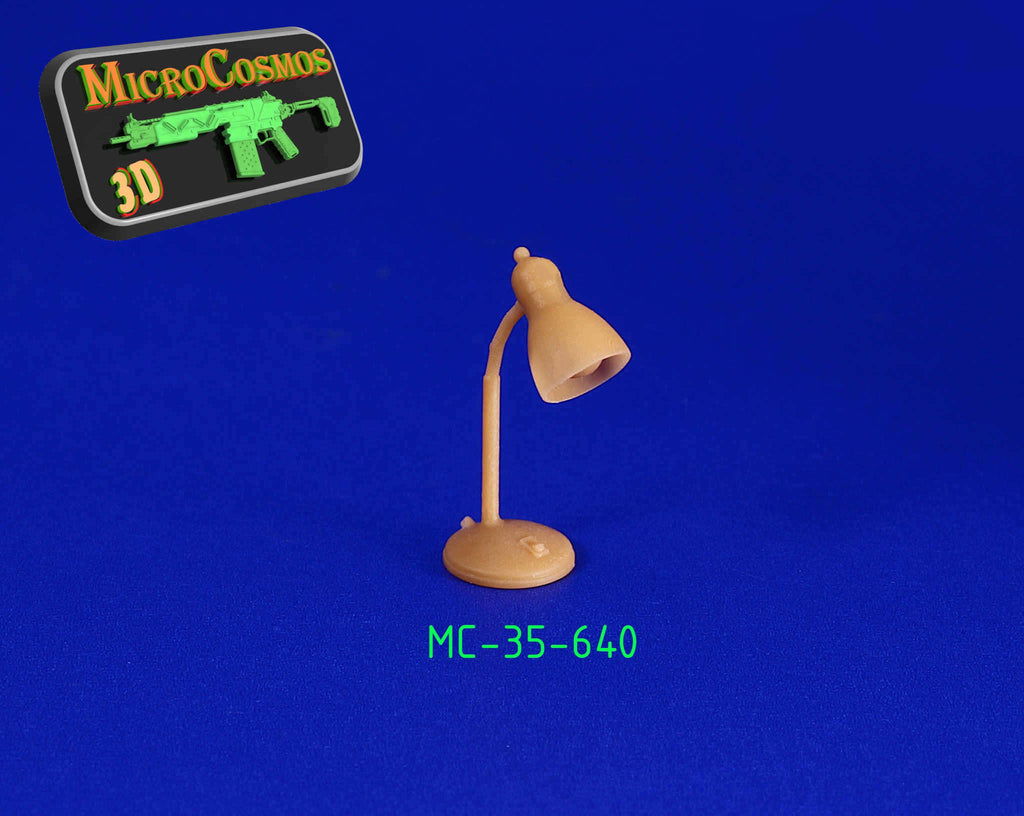 MC-35-640 - Desk Lamp