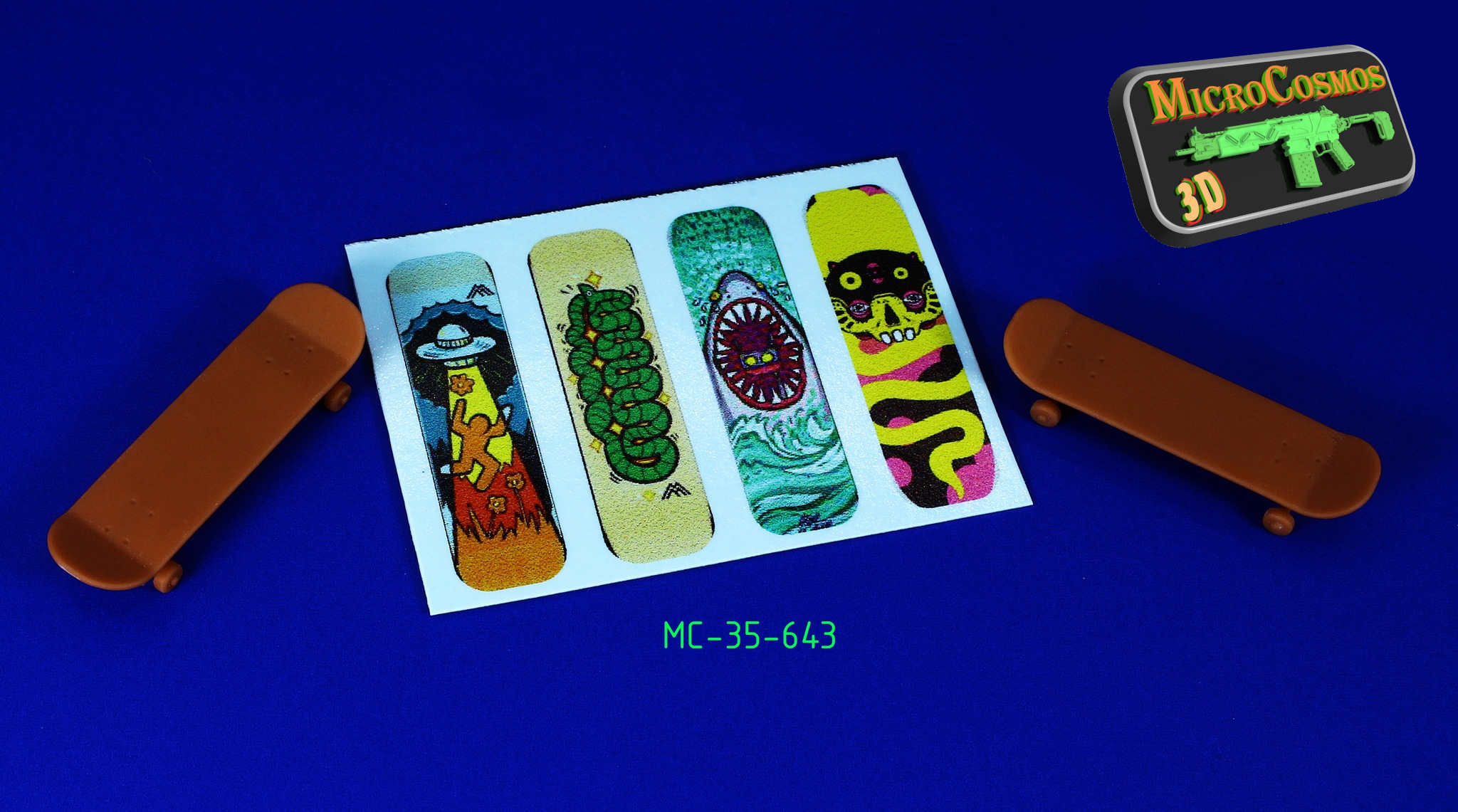 MC-35-643 - Skateboard Set With Decals