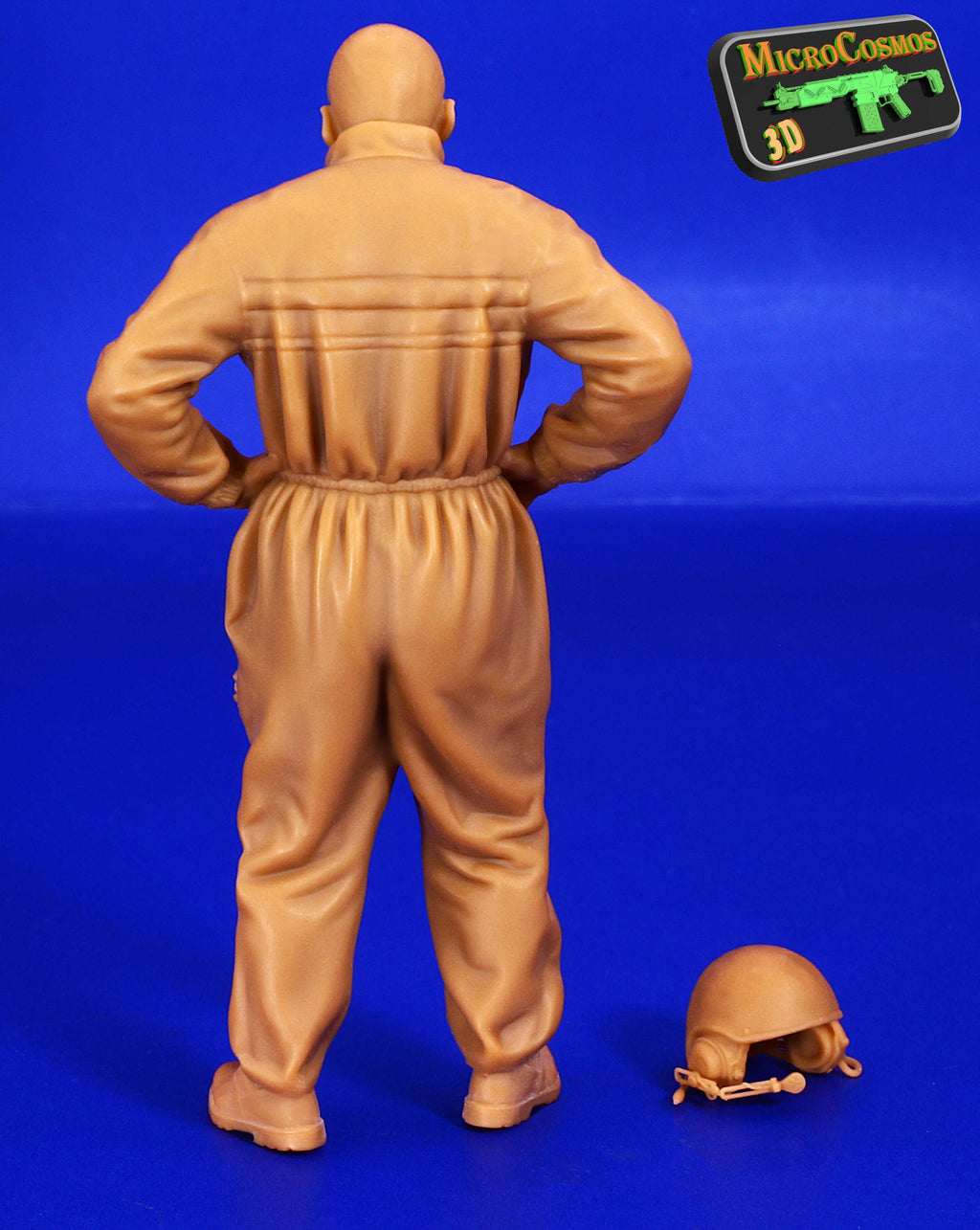 MC-35-673 - Greek Lieutenant Tank Crewman "Sakis" With CVC Helmet