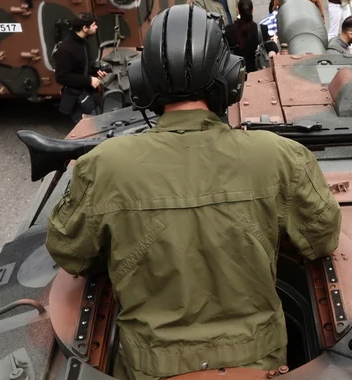 MC-35-675 - Greek Tank Crewman "Akis"