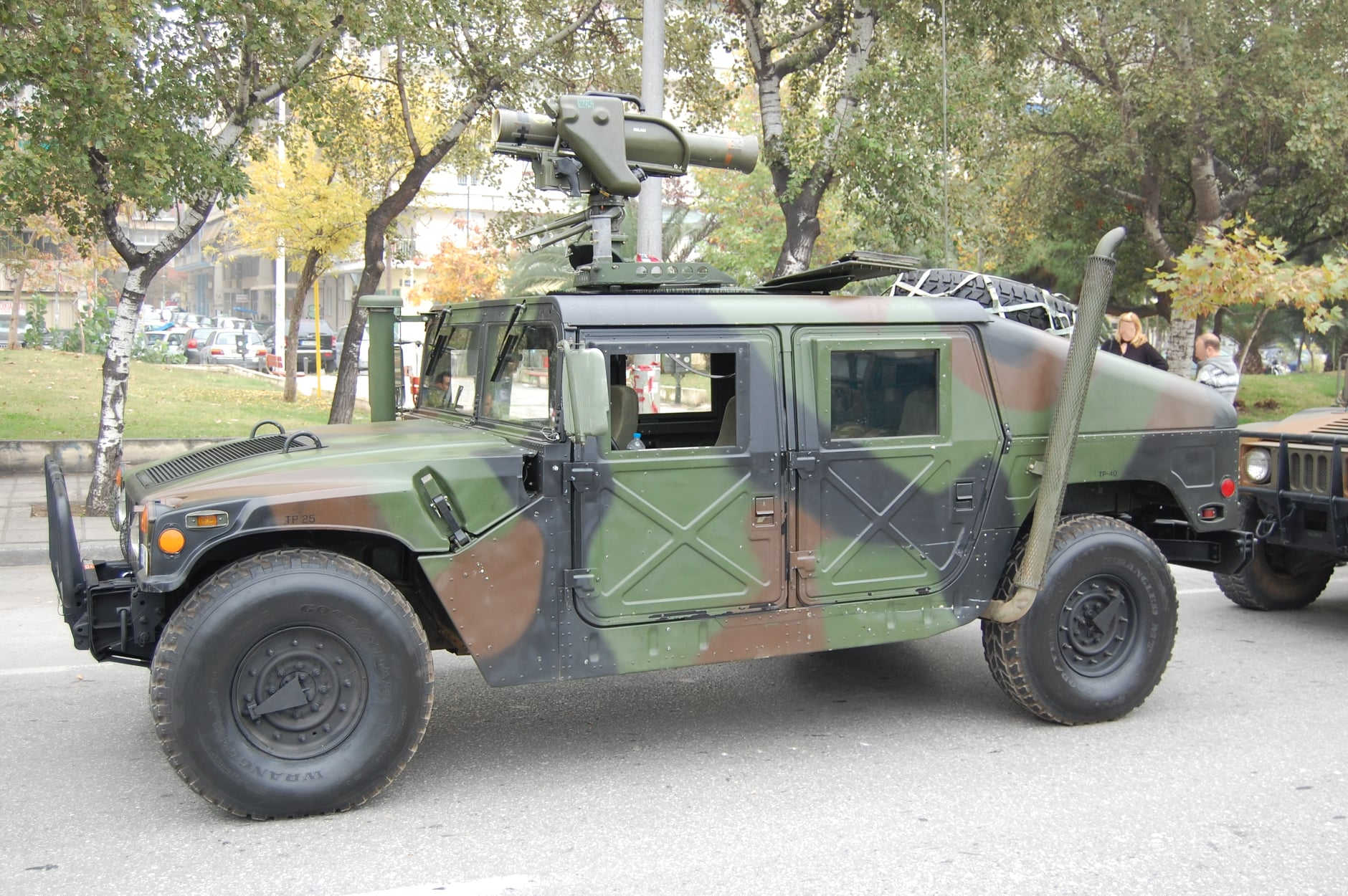 MC-72-61 - Humvee-Radsatz Version 1 für Revell-Bausatz